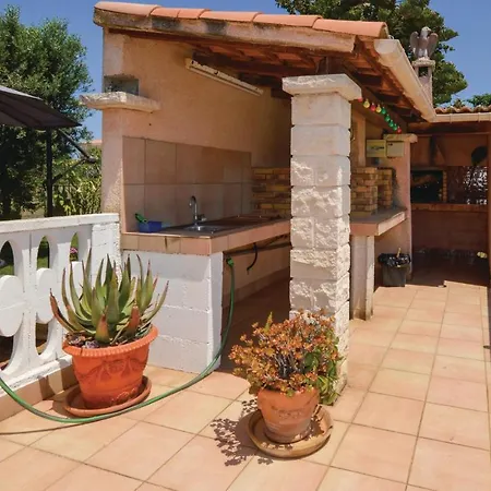 In Borgo Borgo (Corsica)