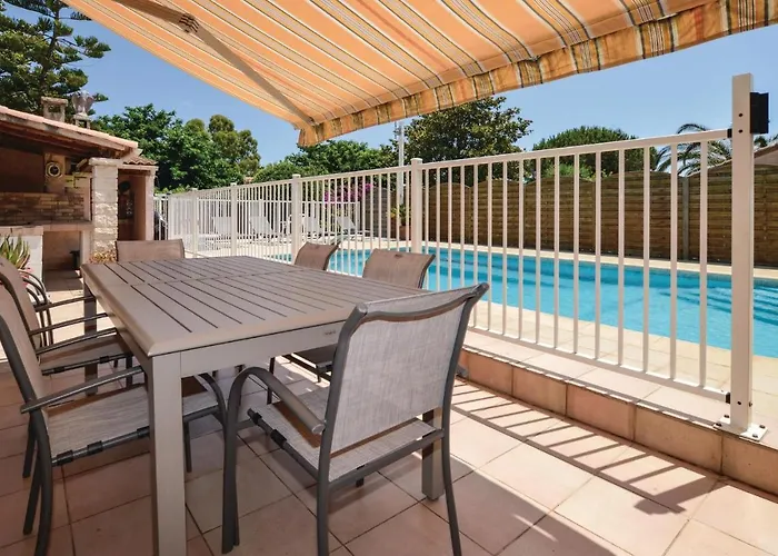 Awesome In Holiday home *